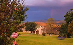 Thaba Tsweni Lodge & Safaris